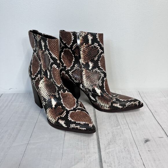 Nine West Ankle Pointy Toe Heels Boots size 7.5M Faux Snake Skin Brown Textured - Picture 2 of 14
